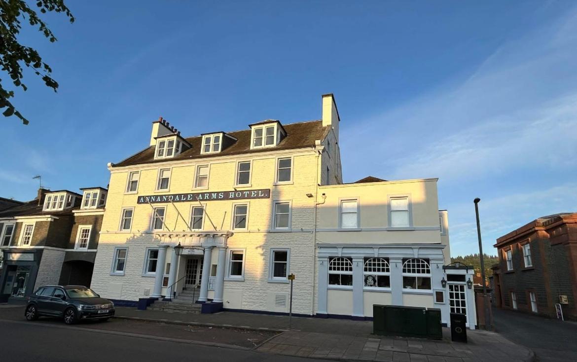 Annandale Arms Hotel Мофат Экстерьер фото